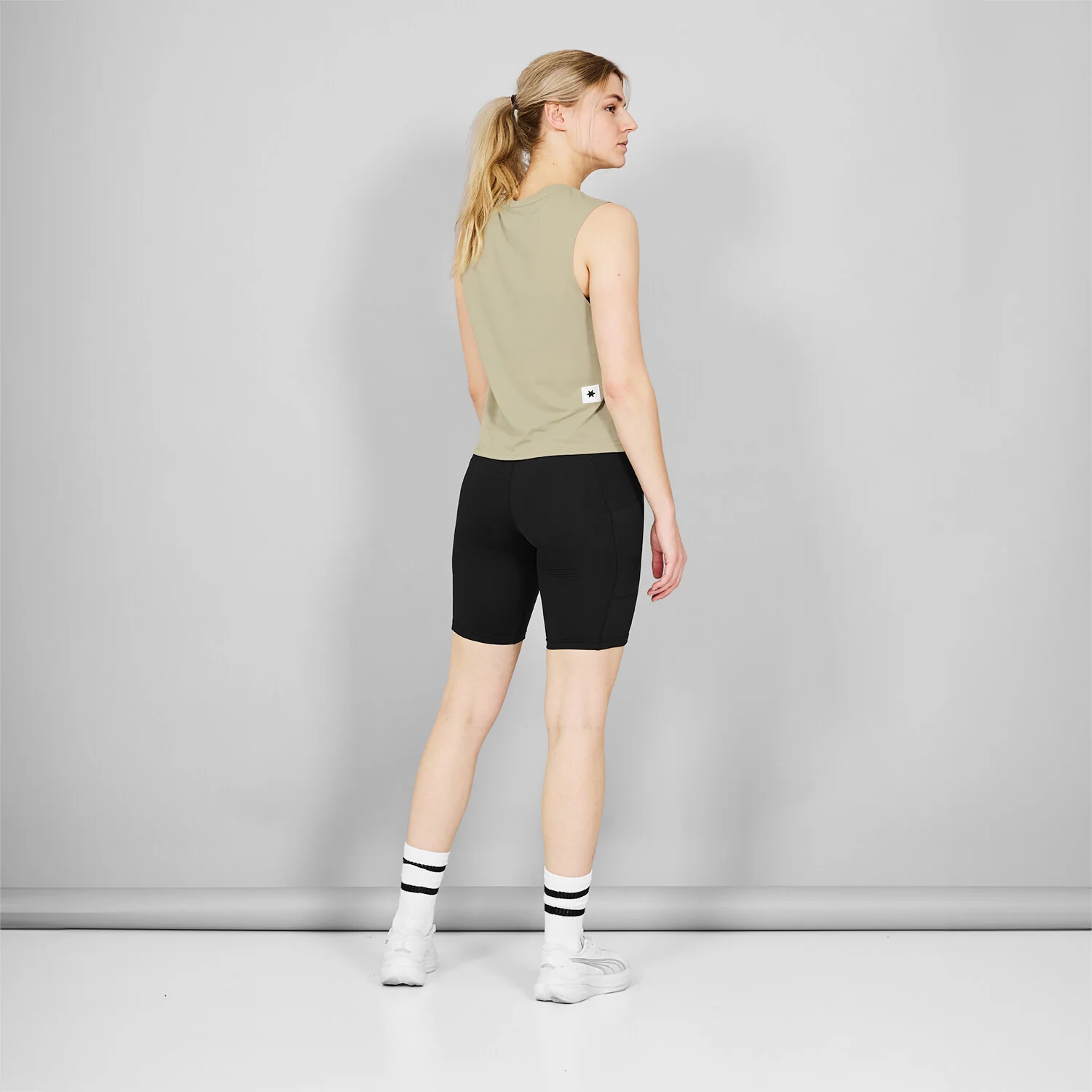 Clean Motion Tank - Image 2